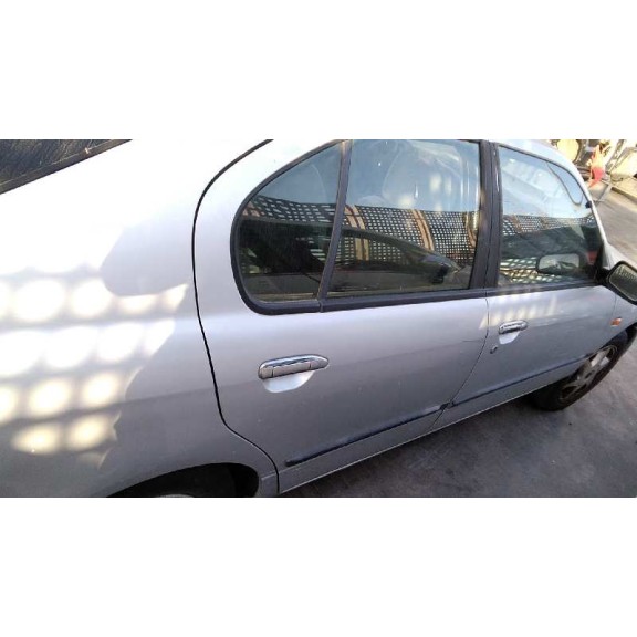 nissan primera berlina (p11) del año 1999