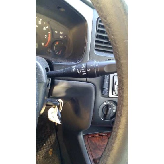 nissan primera berlina (p11) del año 1999