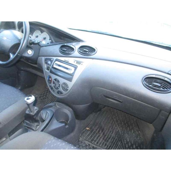 ford focus berlina (cak) del año 1999
