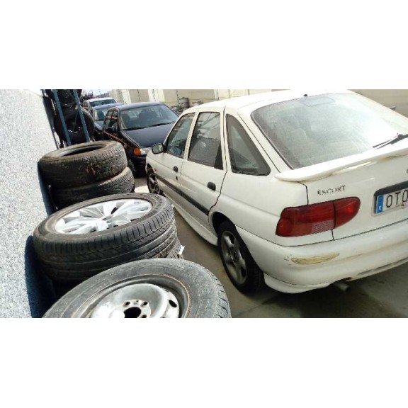 ford escort berl./turnier del año 1995