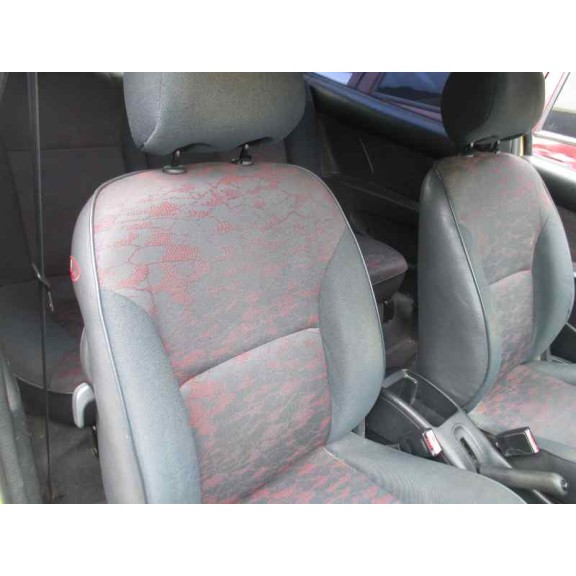 citroën xsara berlina del año 2000