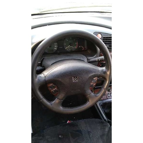 citroën xsara berlina del año 2000