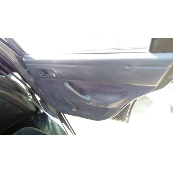 ford escort berlina del año 1994