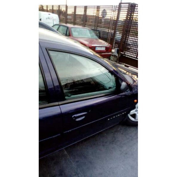 chrysler stratus berlina (ja) del año 2000