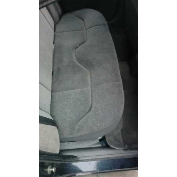 chrysler stratus berlina (ja) del año 2000