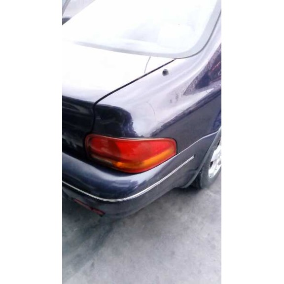 chrysler stratus berlina (ja) del año 2000