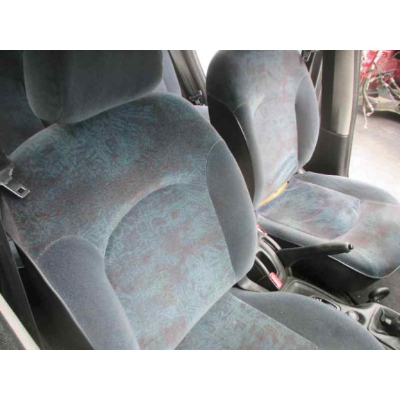 peugeot 206 berlina del año 1999