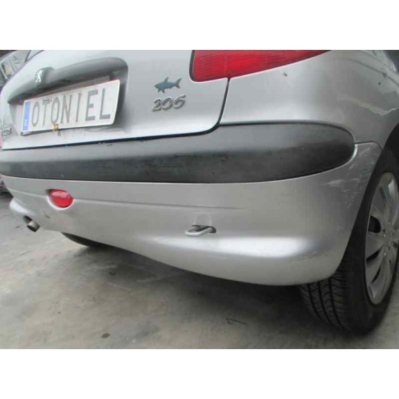 peugeot 206 berlina del año 1999