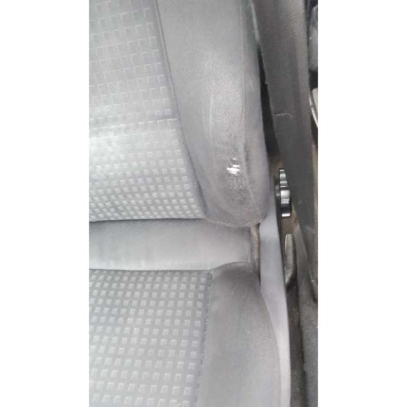 audi a6 berlina (c4) del año 1996