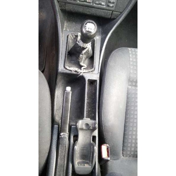 audi a6 berlina (c4) del año 1996