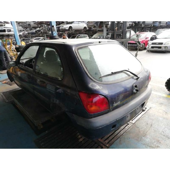 ford fiesta berlina (dx) del año 2000