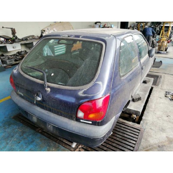 ford fiesta berlina (dx) del año 2000