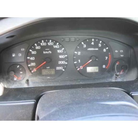 nissan primera berlina (p11) del año 1998