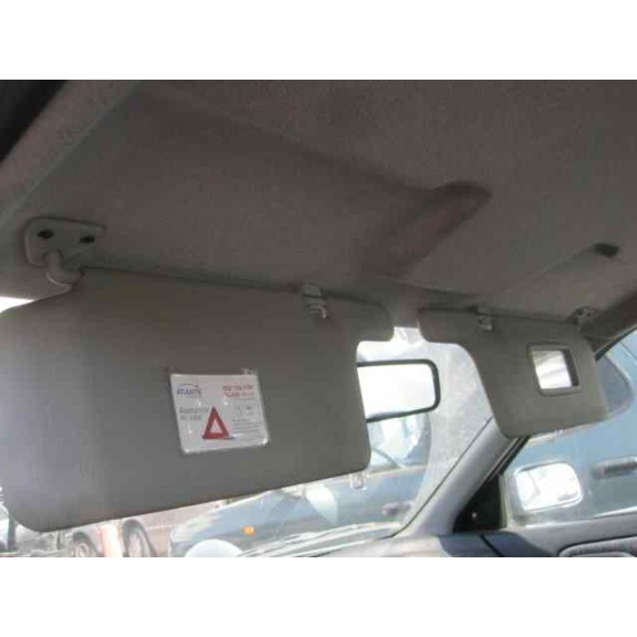 nissan primera berlina (p11) del año 1998