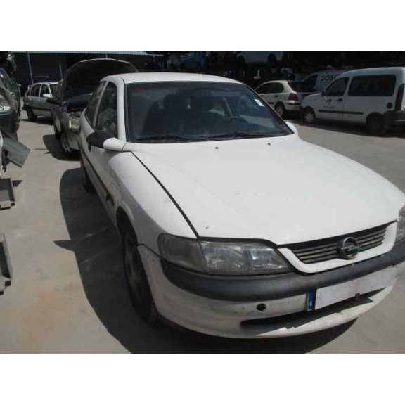opel vectra b berlina del año 1998