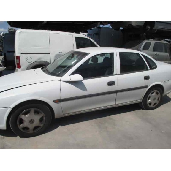 opel vectra b berlina del año 1998