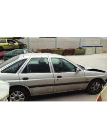 ford escort berlina/turnier del año 1998 2