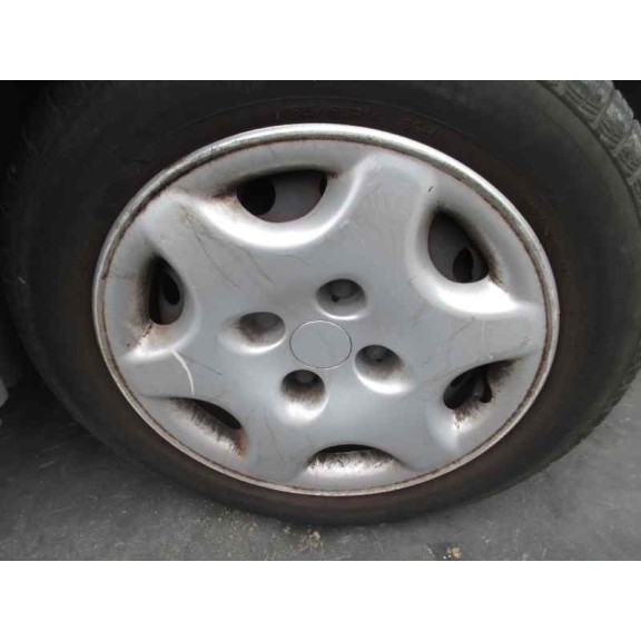 citroën xsara berlina del año 1999