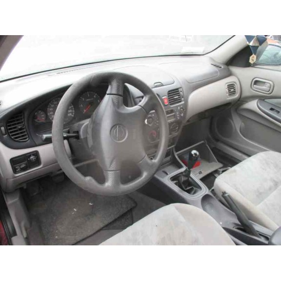 nissan almera (n16/e) del año 2000