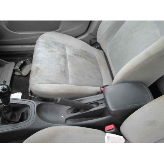 nissan almera (n16/e) del año 2000