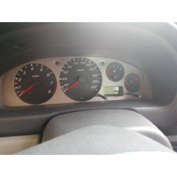 nissan almera (n16/e) del año 2000