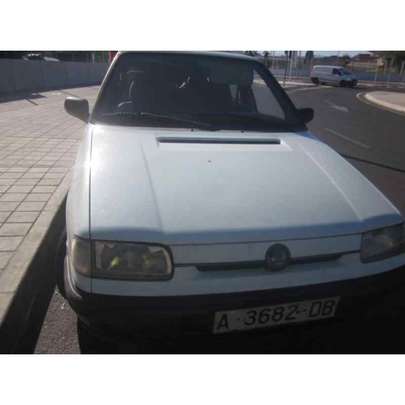 skoda felicia berlina ( 791) del año 1996