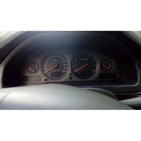 volvo s80 berlina del año 2000