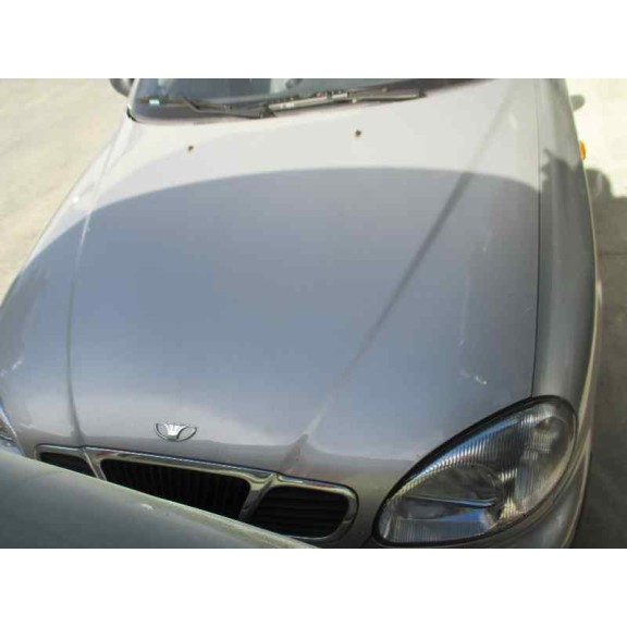 daewoo lanos del año 2000