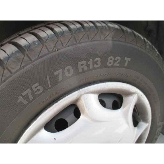 daewoo lanos del año 2000