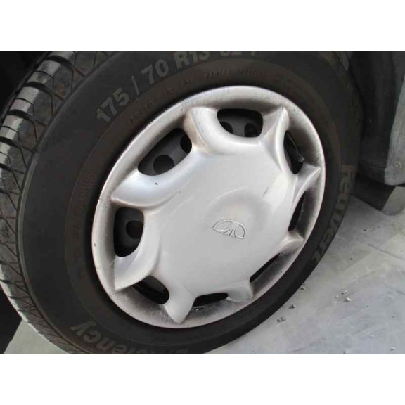 daewoo lanos del año 2000