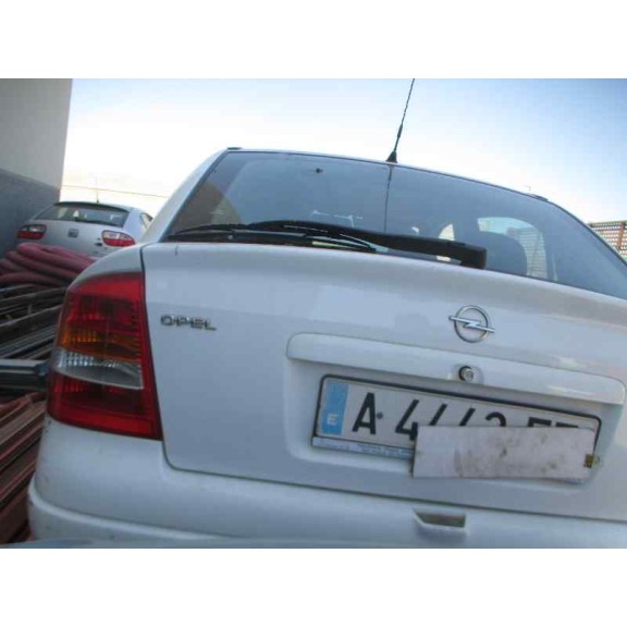 opel astra g berlina del año 1999
