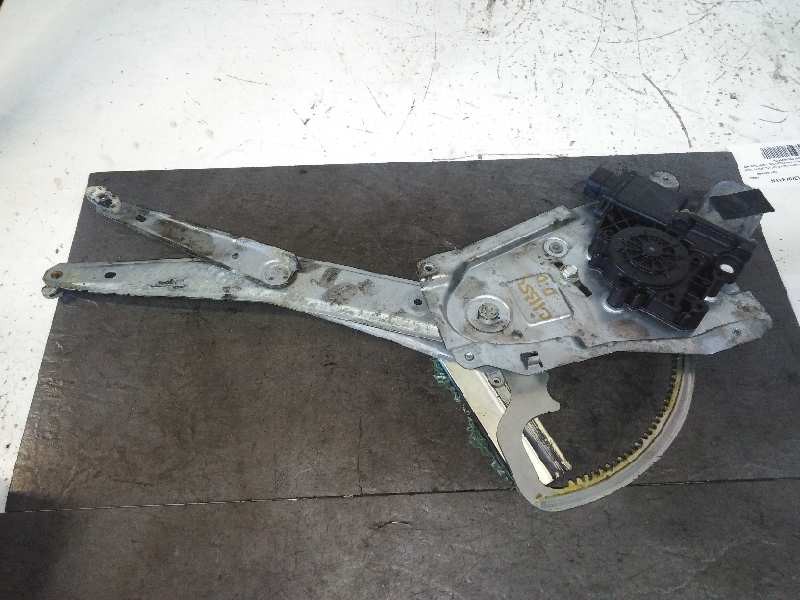 Recambio de elevalunas delantero derecho para opel omega b básico berlina referencia OEM IAM 90520248 ELECTRICO 6 PIN 5P