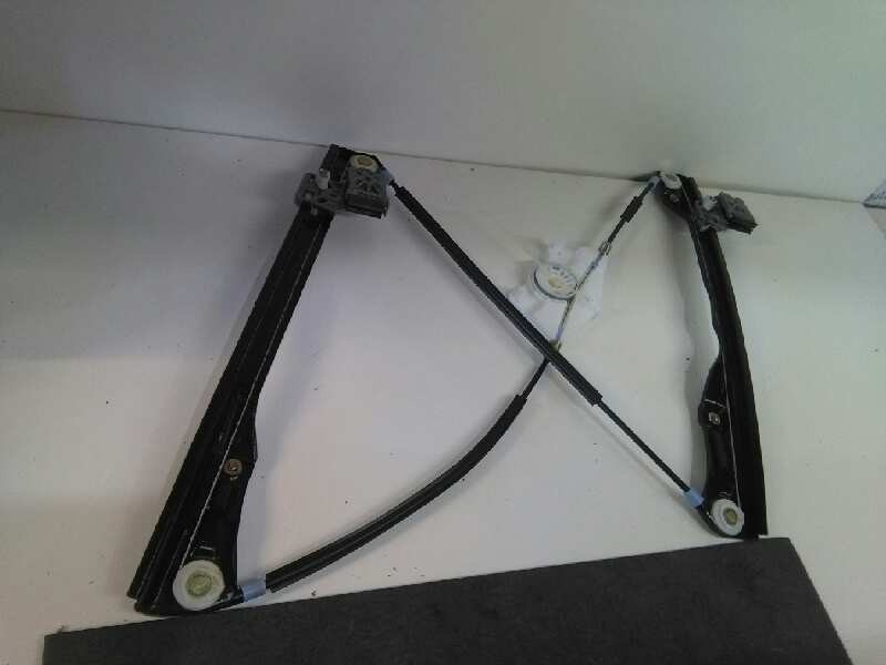 Recambio de elevalunas delantero izquierdo para volkswagen golf iv berlina (1j1) referencia OEM IAM  NUEVO 5 PUERTAS SOLO MECANI