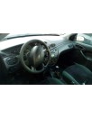 ford focus berlina (cak) del año 2000
