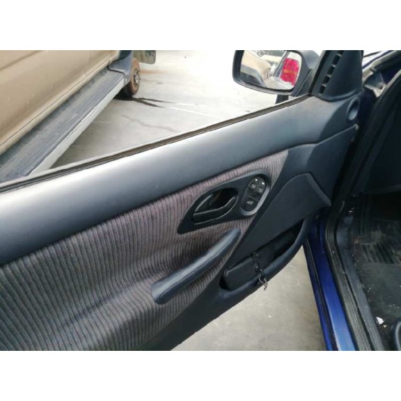 ford mondeo berlina/familiar (fd) del año 1995