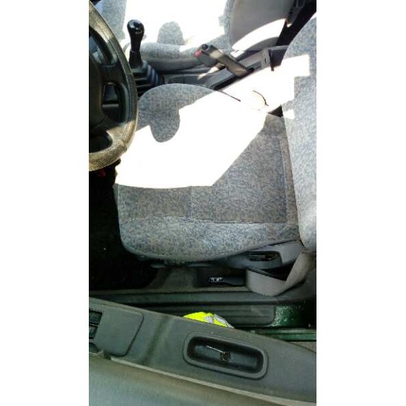 nissan almera (n15) del año 1998