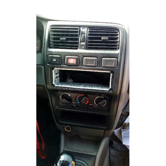 nissan almera (n15) del año 1998