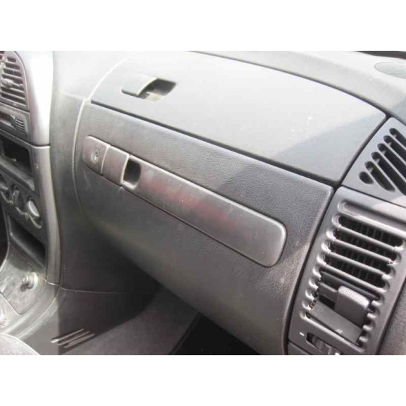 citroën xsara berlina del año 1997