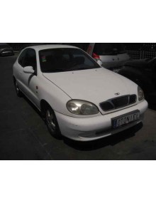 daewoo lanos del año 2000