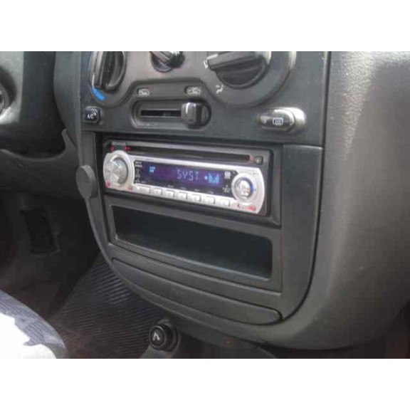 daewoo lanos del año 2000