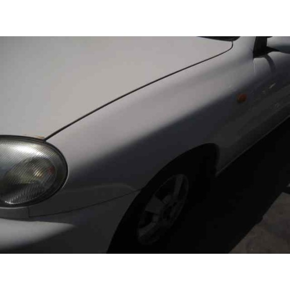 daewoo lanos del año 2000
