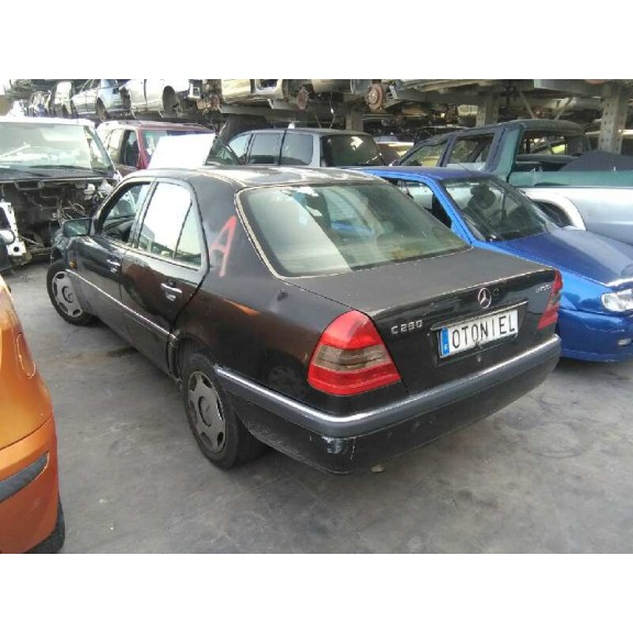 mercedes-benz clase c (w202) berlina del año 1993