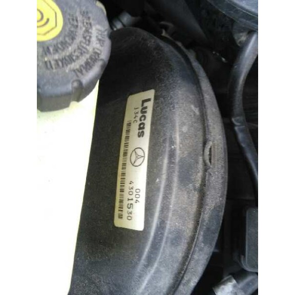 mercedes-benz clase c (w202) berlina del año 1993