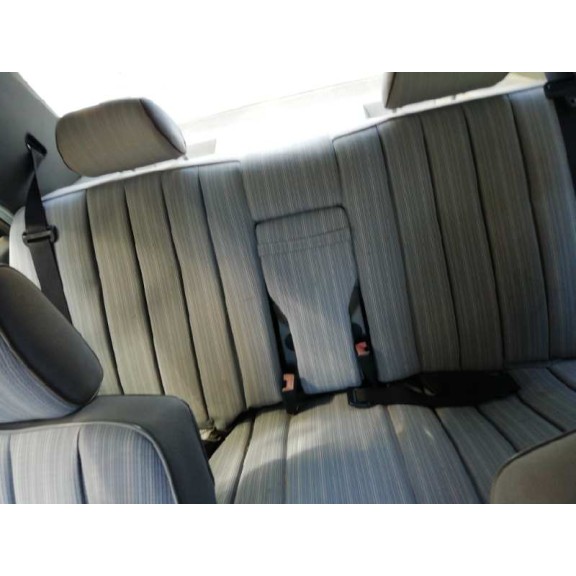 mercedes-benz clase e (w124) berlina del año 1988