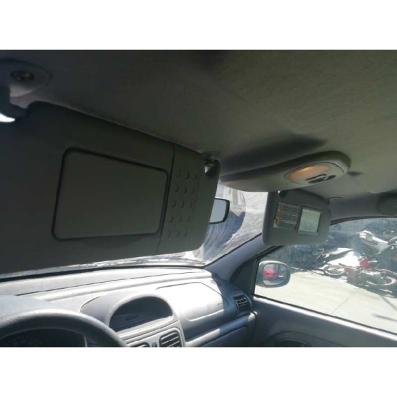 renault clio ii fase i (b/cbo) del año 2000