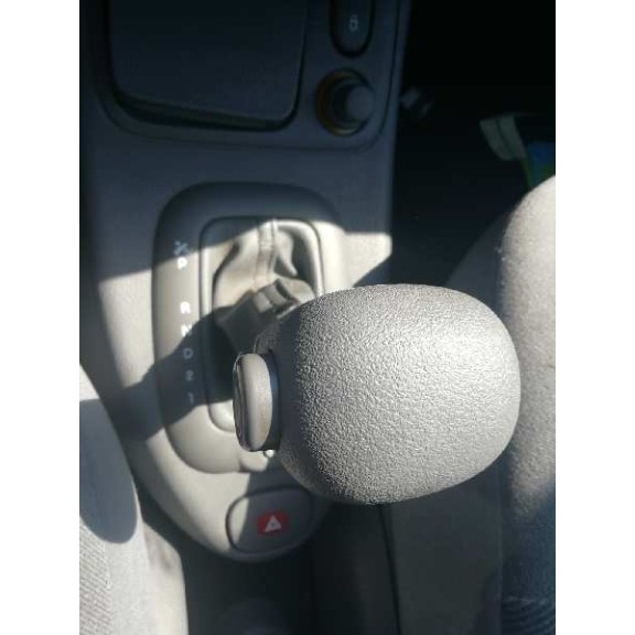 renault clio ii fase i (b/cbo) del año 2000