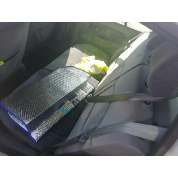 renault clio ii fase i (b/cbo) del año 2000