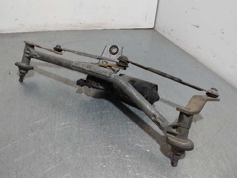 Recambio de motor limpia delantero para peugeot 206 berlina 1.9 diesel referencia OEM IAM 0397020446  