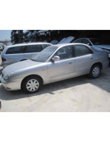 daewoo nubira berlina del año 2000