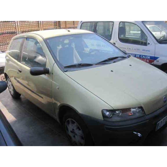 fiat punto berlina (188) del año 2000